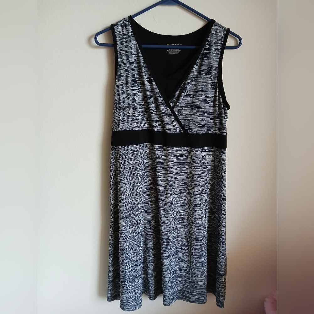 Tek Gear Dry Tek Women's Athletic Dress With Built-In Bra Size Large